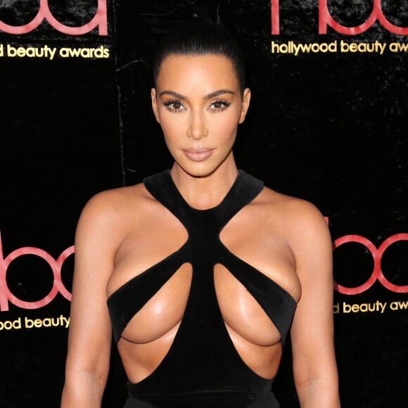 Kim Kardashian : son braquage à Paris raconté en BD.