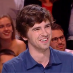 Freddie Highmore (Good Doctor) fait craquer les internautes avec son français parfait dans Quotidien