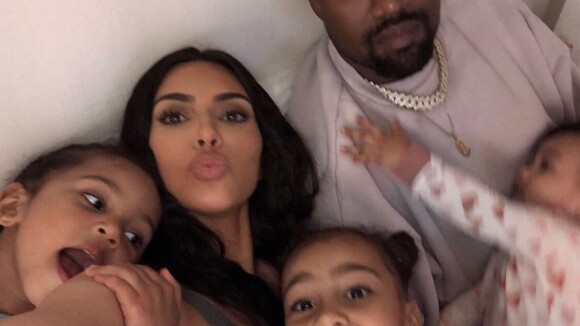 Kim Kardashian et Kanye West parents d'un 4ème enfant : leur bébé est né et il est "parfait"