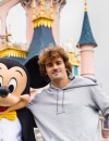 Mickey, nouveau coéquipier d'Antoine Griezmann à Disneyland Paris