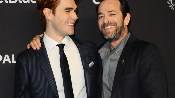 Riverdale saison 4 : KJ Apa promet un hommage "magnifique" et "authentique" à Luke Perry