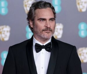 Joaquin Phoenix sur le red carpet des BAFTA 2020