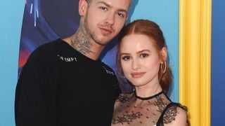 Madelaine Petsch (Riverdale) célibataire : Travis Mills confirme leur rupture