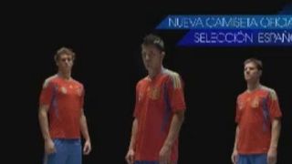 Le nouveau maillot de l'équipe d'Espagne de foot (la Roja) ... dévoilé dans un spot TV qui déchire