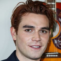 KJ Apa (Riverdale) : son nouveau look étonne ses fans... et les fait marrer