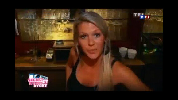 Secret story 4 ... Amélie a une nouvelle poitrine ... la preuve en photo