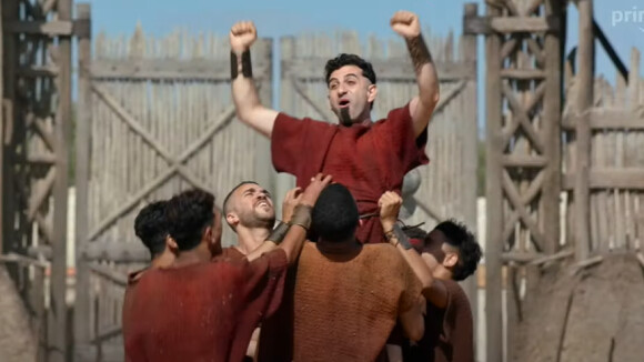 Brutus vs César : guerre du Trône déjantée à Rome avec Kheiron sur Amazon Prime Video