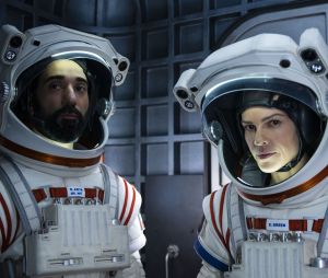 Away : la série Netflix aura-t-elle une saison 2 ? Hilary Swank répond et la showrunner donne des pistes sur la possible suite