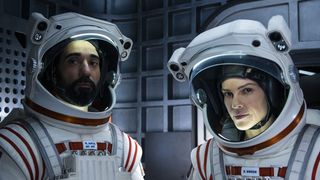 Away : une saison 2 prévue ? Hilary Swank et la showrunner répondent