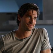 Infidèle saison 2 : Tom Leeb réagit au secret de Gabriel, &quot;J&#039;ai trouvé ça un peu gratuit&quot; (Itw)