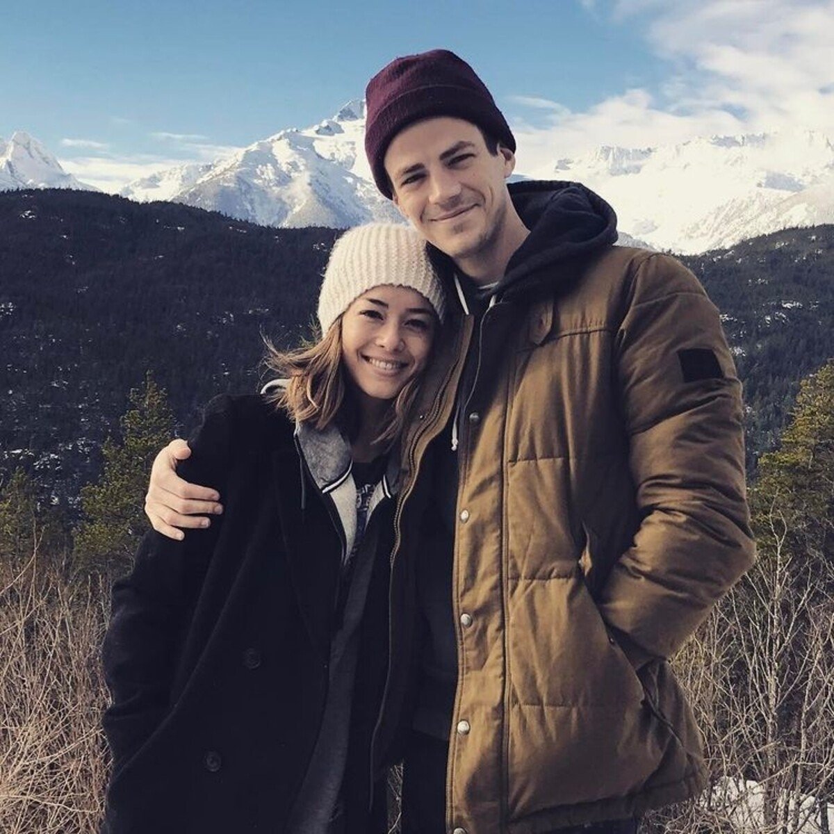 Grant Gustin bientôt papa pour la première fois : sa femme Andrea LA Thoma  est enceinte ! - PureBreak