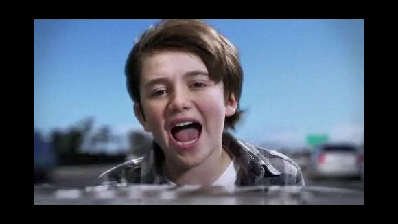 Greyson Chance ... Waiting Outside The Lines, son premier clip
