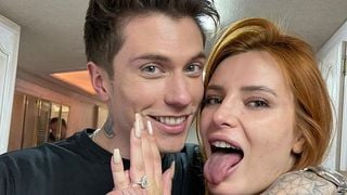 Bella Thorne et Benjamin Mascolo fiancés : cette fois c'est officiel et ils dévoilent la bague