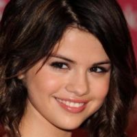 Selena Gomez ... Elle a passé une journée secrète dans la loge de Justin Bieber
