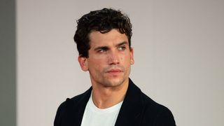 Jaime Lorente (La Casa de Papel) bientôt papa et en couple avec une membre de l'équipe de la série ?