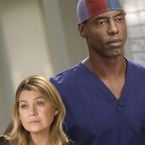 Grey's Anatomy : Isaiah Washington (Burke) devait jouer Derek... mais Ellen Pompeo a mis un stop
