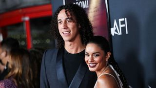 Vanessa Hudgens en couple avec Cole Tucker : 1er tapis rouge officiel pour afficher leur amour