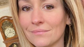 Laure (Mariés au premier regard) évoque son opération esthétique ratée : "J'avais des trous..."