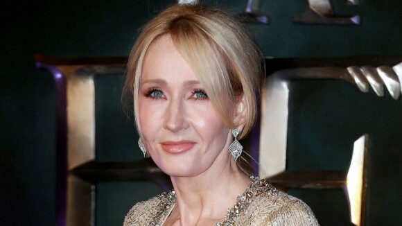 J.K. Rowling salit le 8 mars : la "maman de Harry Potter" a (encore) tweeté des propos transphobes