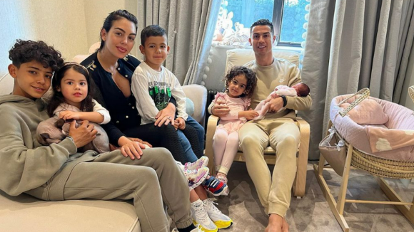Cristiano Ronaldo : après la mort de son bébé, il remercie ses fans pour leur soutien, "Nous avons ressenti votre amour"