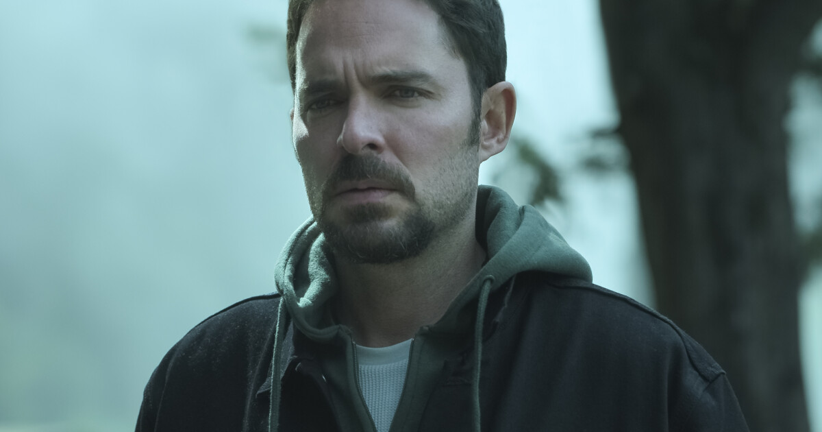 Qui a tué Sara : après la saison 3, un spin-off possible ? Un acteur