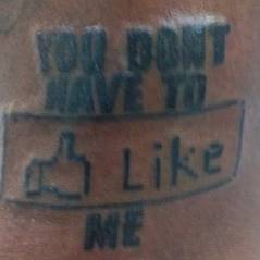 T-Pain ... Facebook l’inspire ... pour ses tatouages