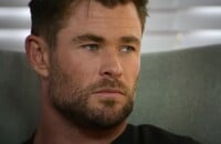 Bande-annonce du docu-série Sans Limites. Chris Hemsworth (Thor) va faire une pause à cause de la maladie d'Alzheimer