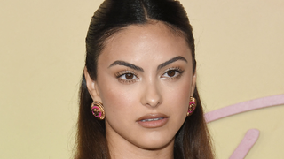"J'étais obsédée" : Camila Mendes révèle avoir souffert de troubles alimentaires à cause de Riverdale