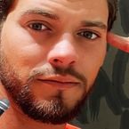 "Je me suis endormi en pissant..." : Rayane Bensetti sans filtre, ce Very Bad Trip qu'il a vécu avec Black M