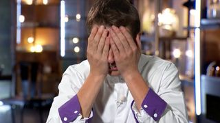 "Ma grand-mère me foutrait une balayette" : grosse cata pour un candidat de Top Chef 2023 qui confond le sucre et le sel !