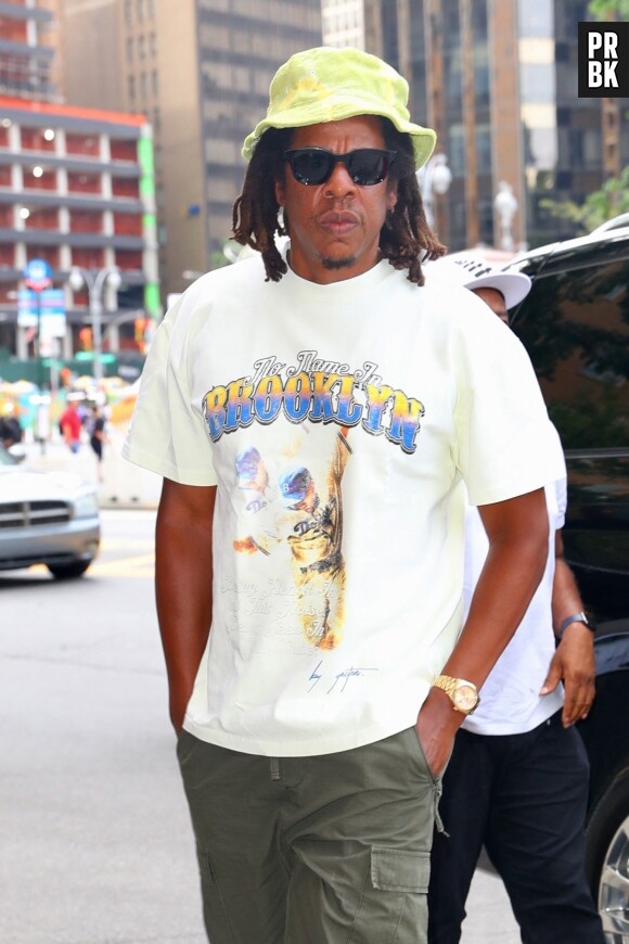 Jay Z quitte son bureau de Roc Nation à New York le 26 juillet 2022.