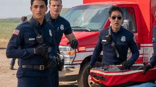 "Il revient en homme nouveau" : un personnage adoré des fans de 9-1-1 de retour dans la saison 6, et il y aura du changement