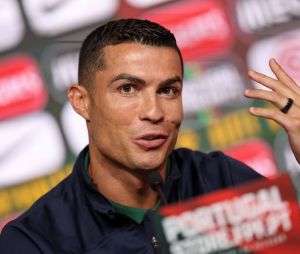L'attaquant portugais Cristiano Ronaldo en conférence de presse lors de l'entraînement de l'équipe du Portugal pour la qualification à l'EURO 2024 à Lisbonne, Portugal, le 22 mars 2023. © Imago/Panoramic/Bestimage