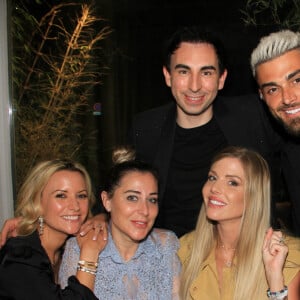 Jordan de Luxe, Thibault Garcia, Marie Bourquard, Magali Berdah, Jessica Thivenin - Dîner au restaurant cacher "Le Shkoun" à Paris le 24 juin 2022. © Philippe Baldini/Bestimage