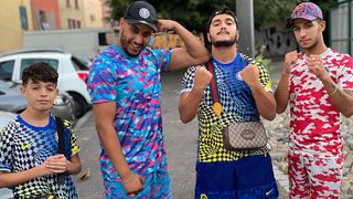 "Les réseaux sociaux en 2023, ça me dégoute" : des TikTokeurs s'introduisent chez Nasdas en son absence, il leur donne une bonne leçon