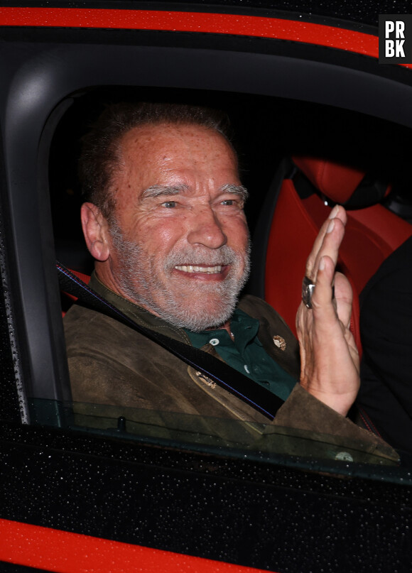 Exclusif - Arnold Schwarzenegger arrive à l'hôtel "Martinez" lors du 76ème Festival International du Film de Cannes, le 17 mai 2023. © Denis Guignebourg/Bestimage