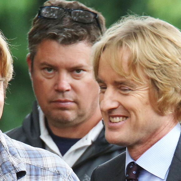 Owen Wilson et Julia Roberts sur le tournage de 'Wonder' à Vancouver. Adapté d'un best-seller de R.J. Palacio, Wonder s'intéresse à un garçon né avec une malformation au visage. Il va lutter pour réussir à s'intégrer dans sa nouvelle école. Selon The Hollywood Reporter, Jacob Tremblay tiendra le rôle principal. Julia Roberts tiendra le rôle de la mère du garçon. Le 2 aout 2016 