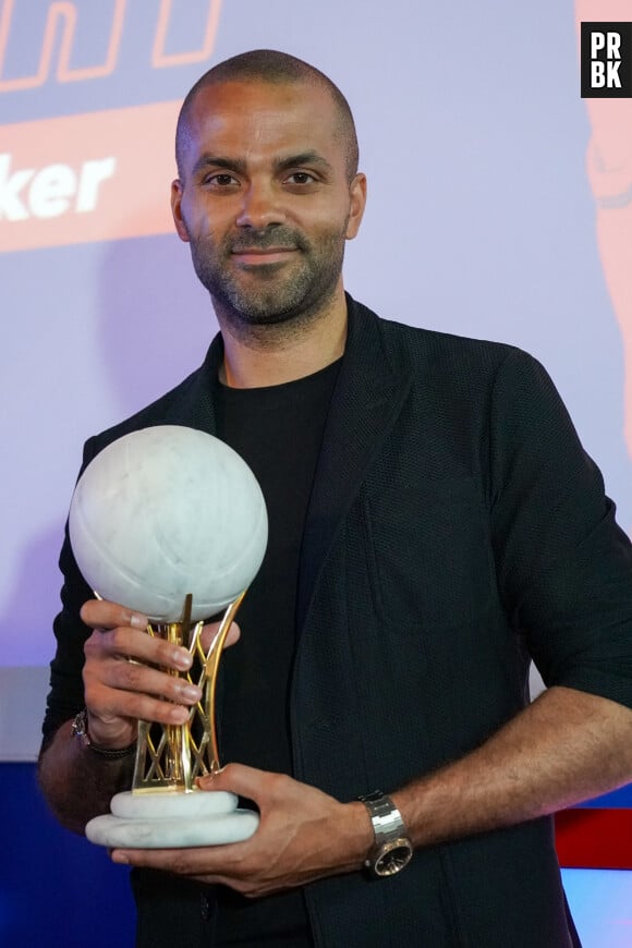 Tony Parker - Tony Parker reçoit le trophée "Légende du sport" au musée national du sport à Nice le 9 juin 2023. © Norbert Scanella/Panoramic/bestimage 