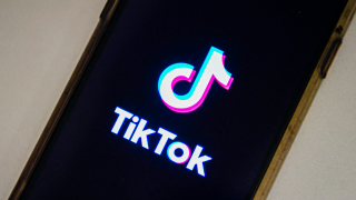 TikTok bientôt interdit en France ? Le Sénat menace le réseau social avec un ultimatum clair et précis