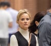 Reese Witherspoon tourne une scène du film "You're Cordially Invited" à Atlanta le 11 mai 2023.