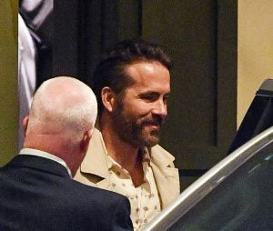 Exclusif - Taylor Swift va dîner avec Ryan Reynolds et Blake Lively au restaurant Casa Cipriani dans le quartier de Manhattan à New York City, New York, Etats-Unis, le 19 avril 2023. 