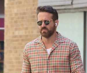 Ryan Reynolds est de sortie à Manhattan le 13 avril 2023. 