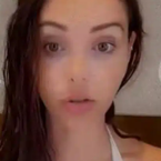 Oops ! Nabilla Benattia filme Thomas Vergara totalement nu et dévoile (par erreur) son anatomie sur les réseaux sociaux !