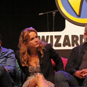 153297, Michael J. Fox, Christopher Lloyd and Lea Thompson at a 'Back to the Future' fan experience at Wizard World Comic Con in Philadelphia. Philadelphia, Pennsylvania - Friday June 4, 2016. Photograph: Will T Wade Jr. © Pacific Coast News. Los Angeles Office: +1 310. 822. 0419 sales@pacificcoastnews. com FEE MUST BE AGREED PRIOR TO USAGE - L'équipe du film "Retour vers le Futur" rencontre leur fans lors du Wizard World Comic Con à Philadelphie, le 4 juin 2016.