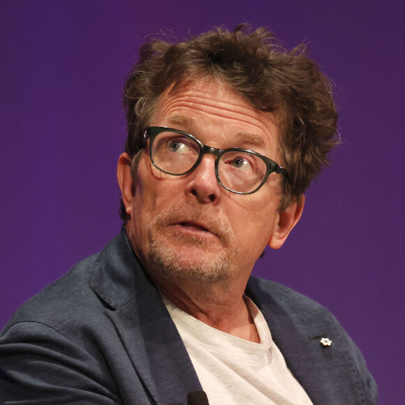 Michael J. Fox participe au salon "Bits & Pretzels HealthTech 2023" à Munich, le 20 juin 2023. 