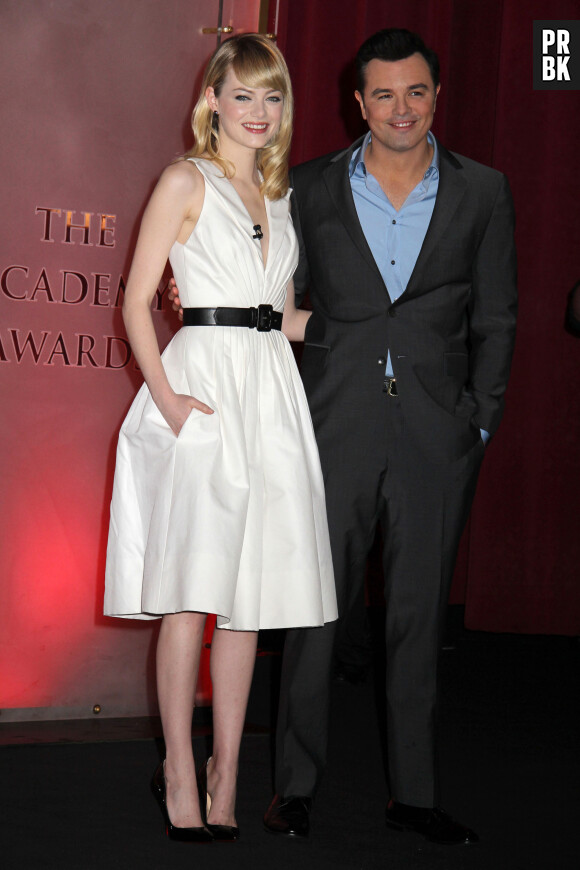 Emma Stone et Seth MacFarlane annoncent les nominations aux Oscars 2013 a Hollywood. Le 10 janvier 2013 