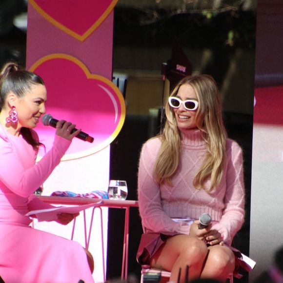 Sydney, AUSTRALIA - Australian sensation Margot Robbie with co-stars America Ferrera, Issa Rae, and the visionary director Greta Gerwig are bringing the fashion and fun of Barbie Down Under at a fan event at Pitt Street Mall. Pictured: Margot Robbie, America Ferrera 