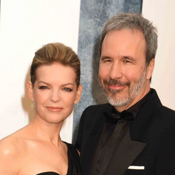 Tanya Lapointe et Denis Villeneuve au photocall de la soirée "Vanity Fair" lors de la 95ème édition de la cérémonie des Oscars à Los Angeles, le 12 mars 2023. 