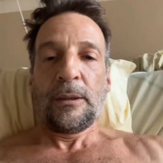 Mathieu Kassovitz dans le coma après son accident ? Il se filme à l'hôpital pour donner des nouvelles : "Je sors d'une opération"