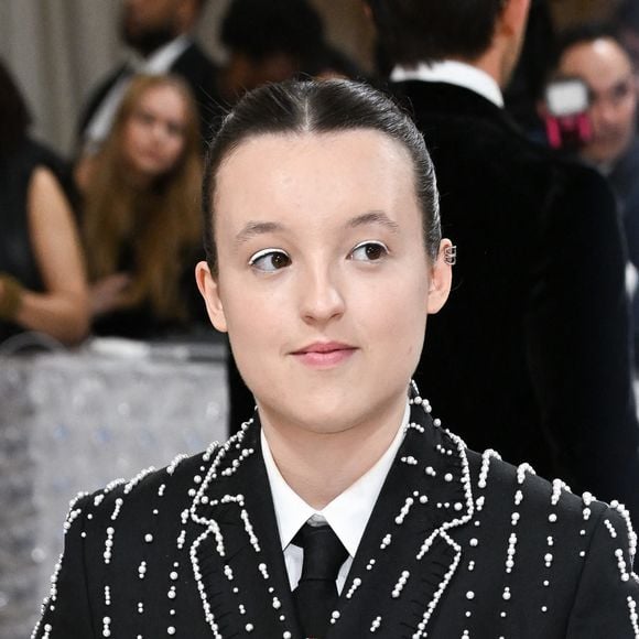 Bella Ramsey - Les célébrités arrivent à la soirée du "MET Gala 2023" à New York, le 1er mai 2023.  Celebrities arrive at the "MET Gala 2023". New York, May 1st, 2023.